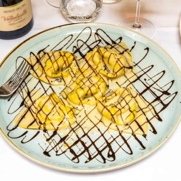 Tortellini modenesi